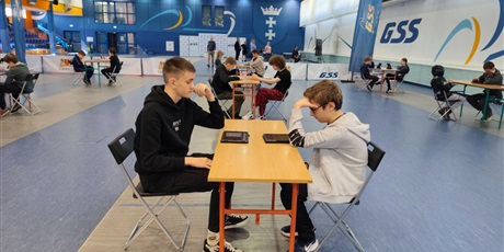 Powiększ grafikę: wyniki-i-miedzyszkolnego-turnieju-szachowego-laufer-688609.jpg