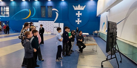 Powiększ grafikę: wyniki-i-miedzyszkolnego-turnieju-szachowego-laufer-688612.jpg