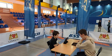 Powiększ grafikę: wyniki-i-miedzyszkolnego-turnieju-szachowego-laufer-688615.jpg