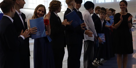 Powiększ grafikę: zakonczenie-roku-klas-osmych-24-25-629376.jpg