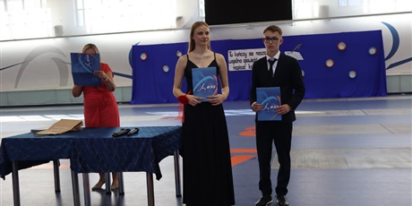 Powiększ grafikę: zakonczenie-roku-klas-osmych-24-25-629393.jpg