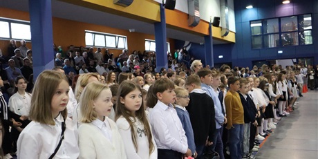Powiększ grafikę: zakonczenie-roku-szkolnego-24-25-629907.jpg