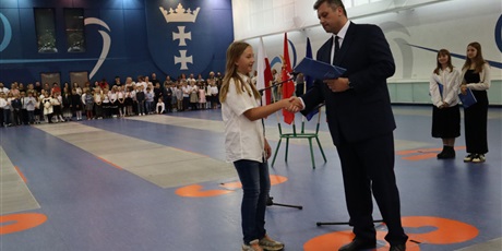 Powiększ grafikę: zakonczenie-roku-szkolnego-24-25-629923.jpg