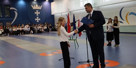 Powiększ grafikę: zakonczenie-roku-szkolnego-24-25-629924.jpg