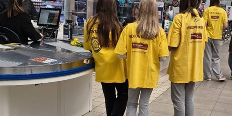 Powiększ grafikę: Kwesta