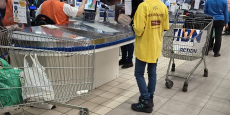 Powiększ grafikę: Kwesta grudzień